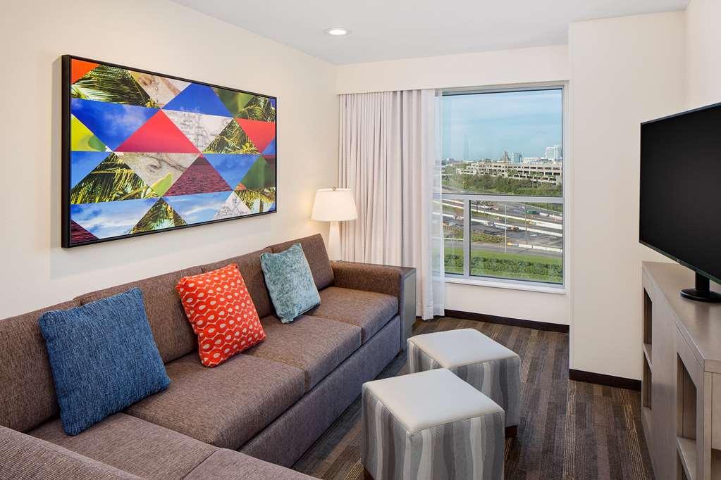 Hotel Hyatt House Across From Universal